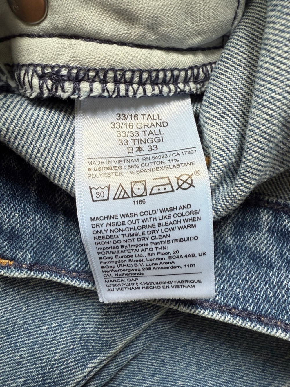 🚨 BOGO FREE 33T 16T GAP 90’s Straight High Rise Jeans Medium Indigo 33 16 Tall - Picture 3 of 9